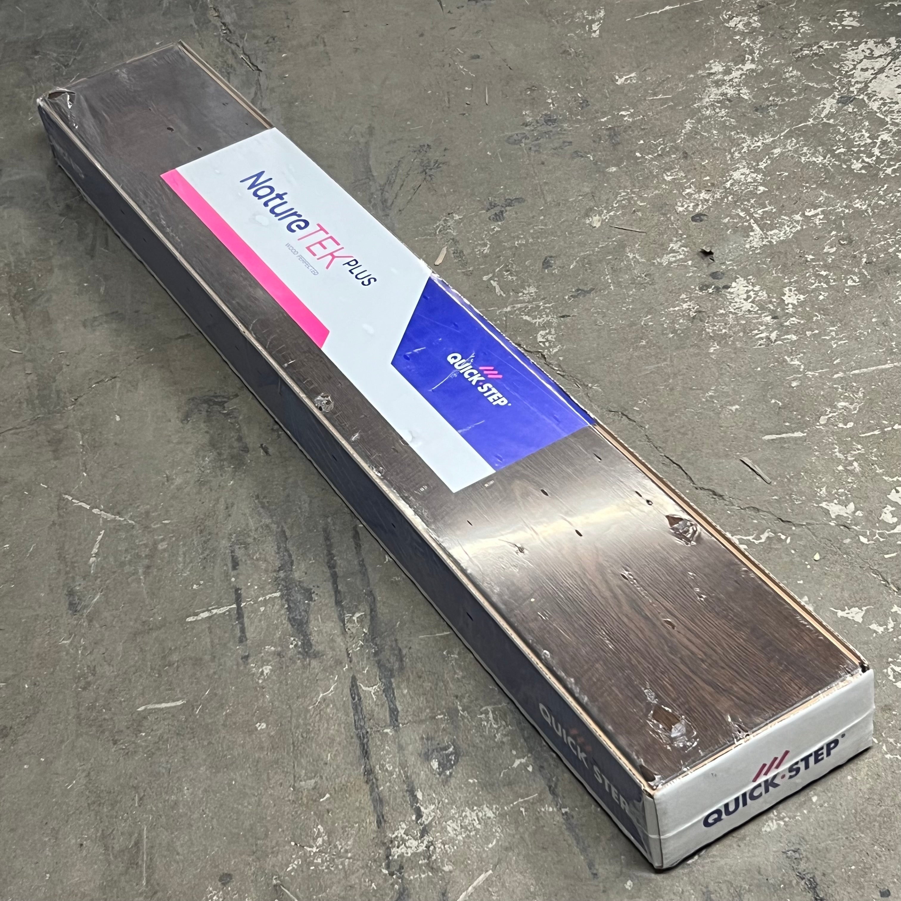 QUICK STEP NatureTek Plus Laminate Wood Flooring 55"x7.5" 22.58 SQ FT UP3231 Dutch Oak