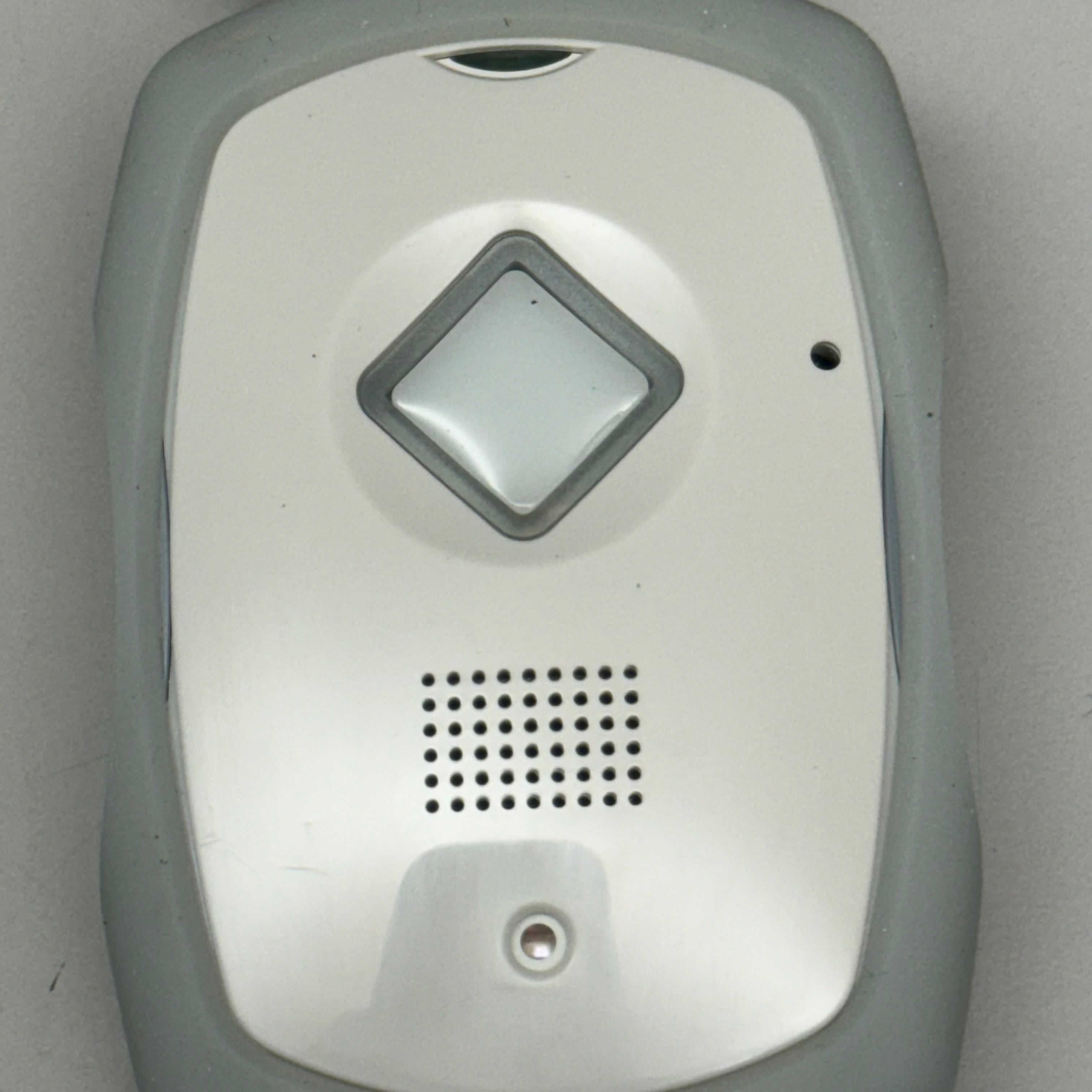 NUMERA Libris 2 Medical alert system 3.0” x 1.9” x 0.8” White/Gray