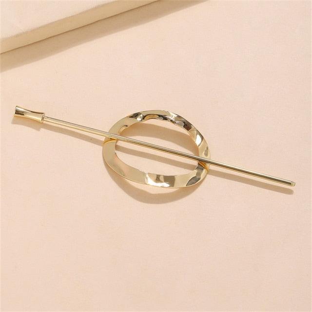 1 Pcs Women Metal Hairpin Retro Style Hair Sticks Hair Bun Cage with Stick Minimalist Hollow Vintage Hair Clips Fashion Hair Accessories for Women