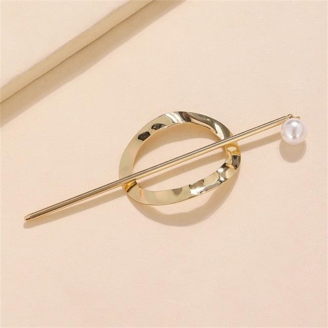 1 Pcs Women Metal Hairpin Retro Style Hair Sticks Hair Bun Cage with Stick Minimalist Hollow Vintage Hair Clips Fashion Hair Accessories for Women