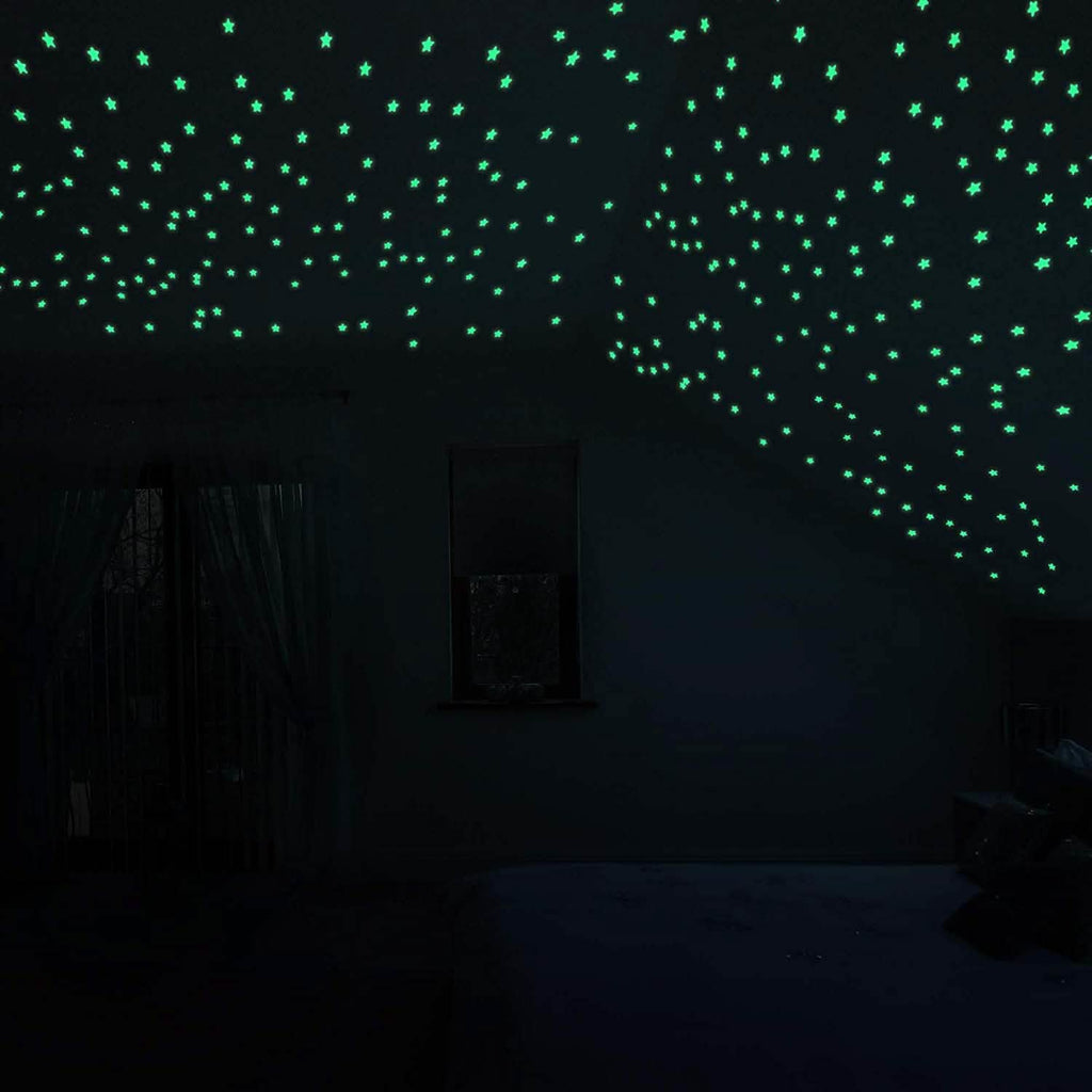 100-Pieces: Colorful Luminous Stars Plastic Wall Sticker