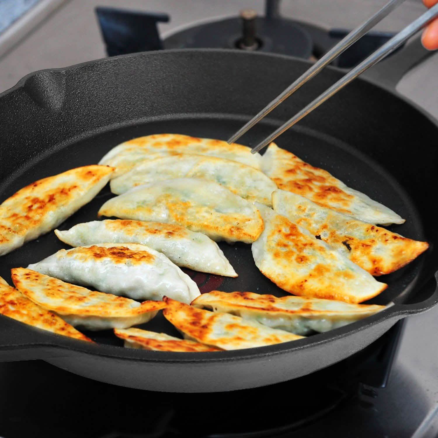 12 Inch Pre-Seasoned Cast Iron Skillet Oven Safe Cookware