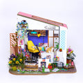 DIY Cabin Model Hand-assembled To Make A Creative Small House
