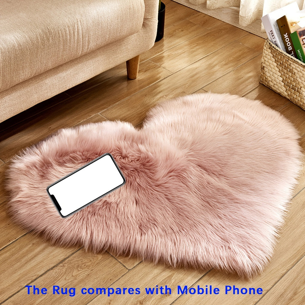 1pc Faux Fur Room Rug, Heart Shaped Plush Rug, Fluffy Carpet For Living Room Bedroom Sofa, Shaggy Carpet Area Mat 50*60cm/19.68*23.62in