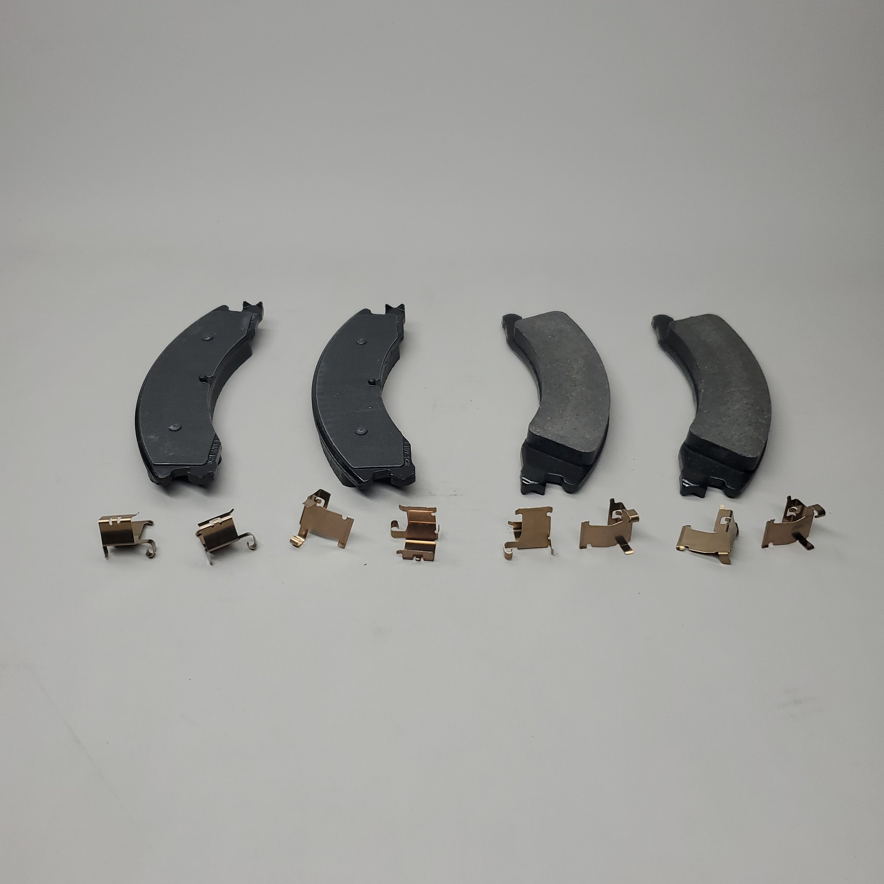 FORD MOTORCRAFT Disc Brake Lining Kit Pad Set Rear SuperDuty BRF-1330 8C2Z-2200-B