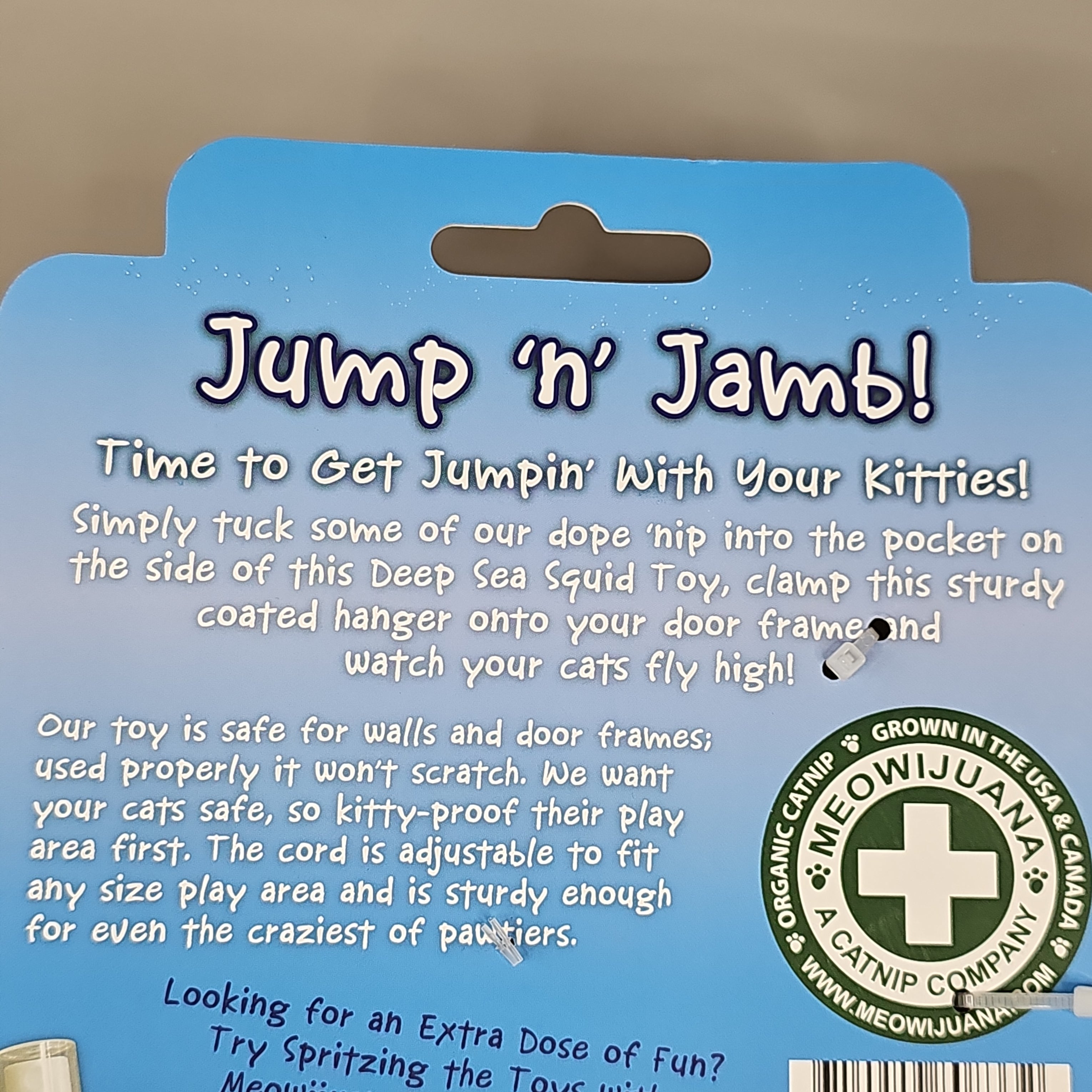 SMARTER PAW Meowijuana Organic Catnip Toy Jump 'n' Jamb Deep Sea Squid Door Jamb Cat Toy (New)
