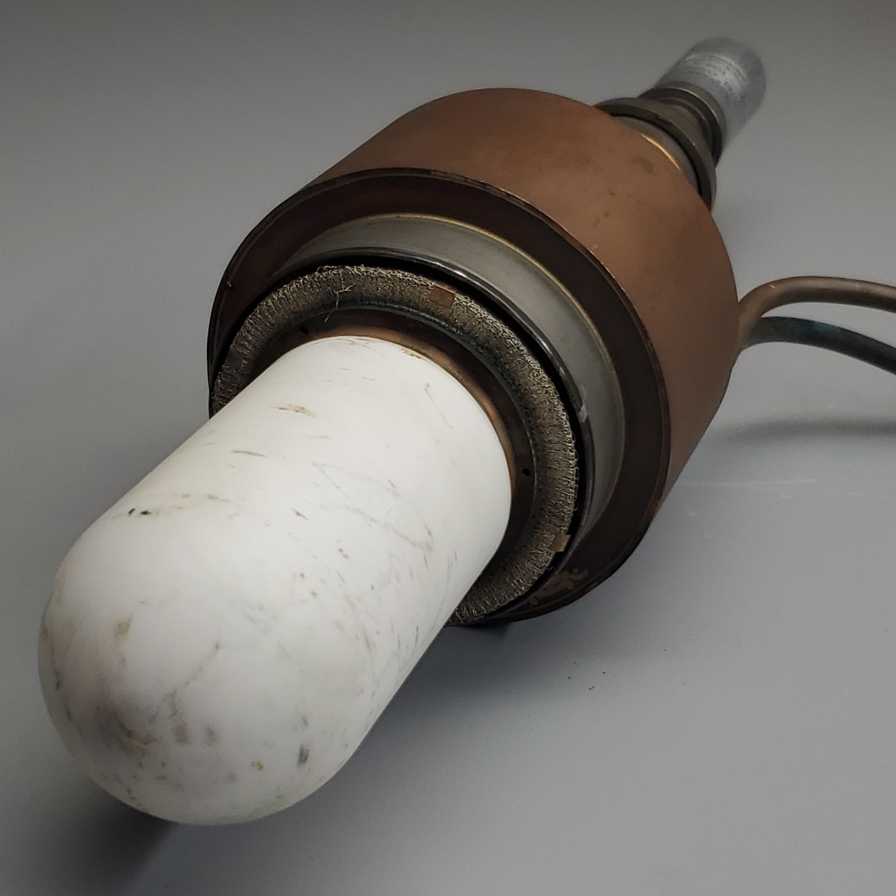 FERRITE Mega Industries L-Band Magnetron Microwave Tube L10016 Electron Device L-4031 (For Parts)