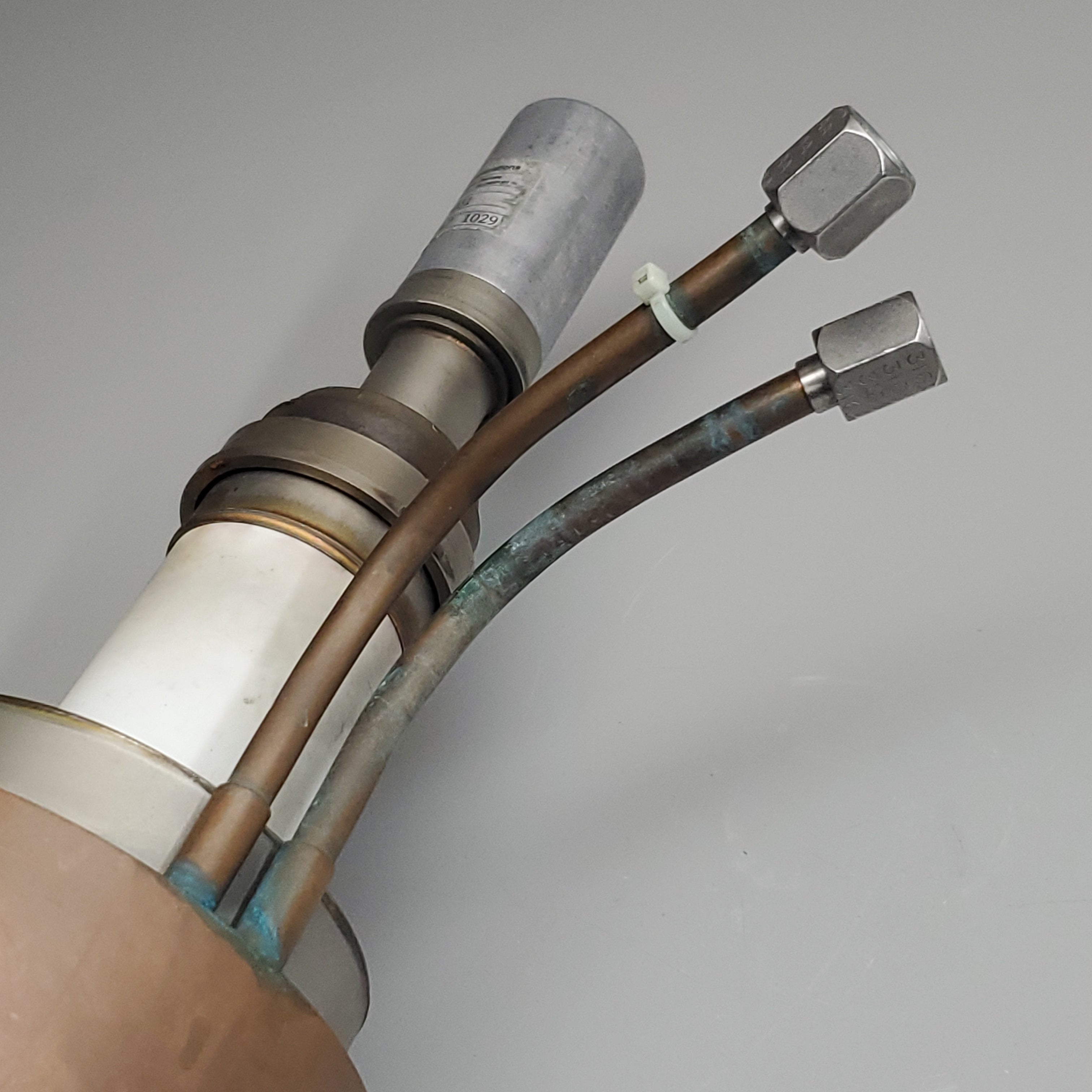 FERRITE Mega Industries L-Band Magnetron Microwave Tube L10016 Electron Device L-4031 (For Parts)