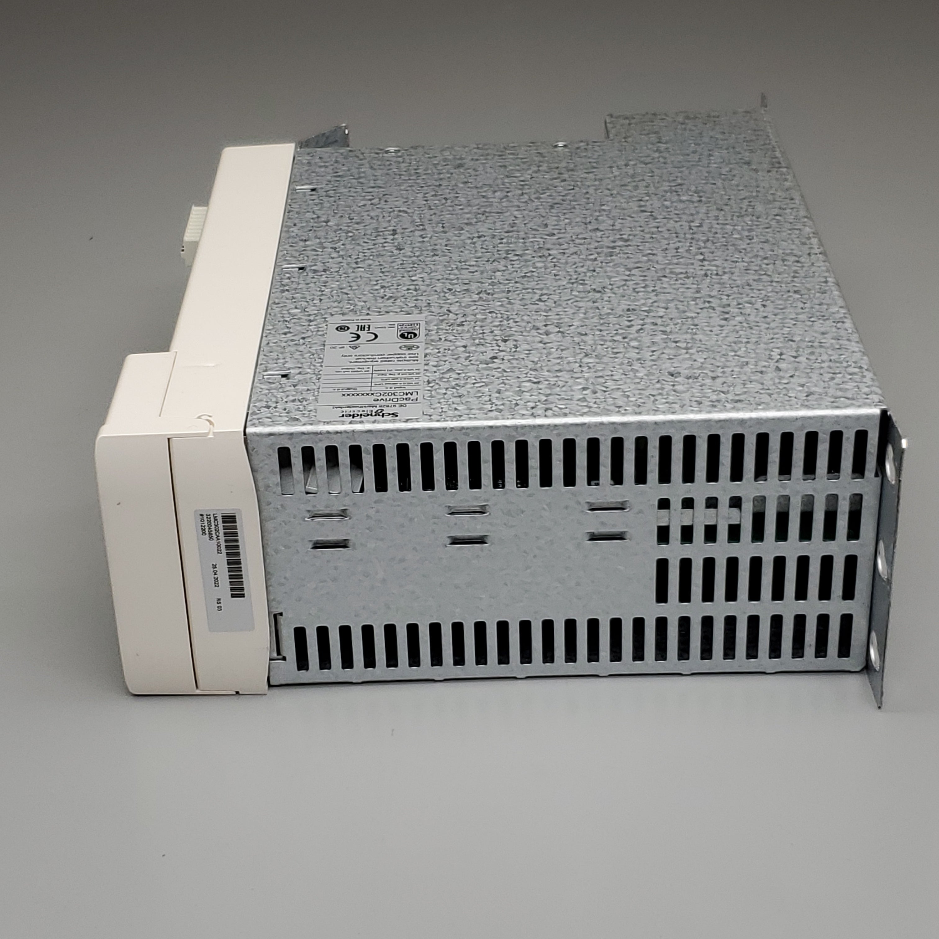 SCHNEIDER ELECTRIC PacDrive LMC Pro2 w/ Cables LMC302CAA10022 (New Other)