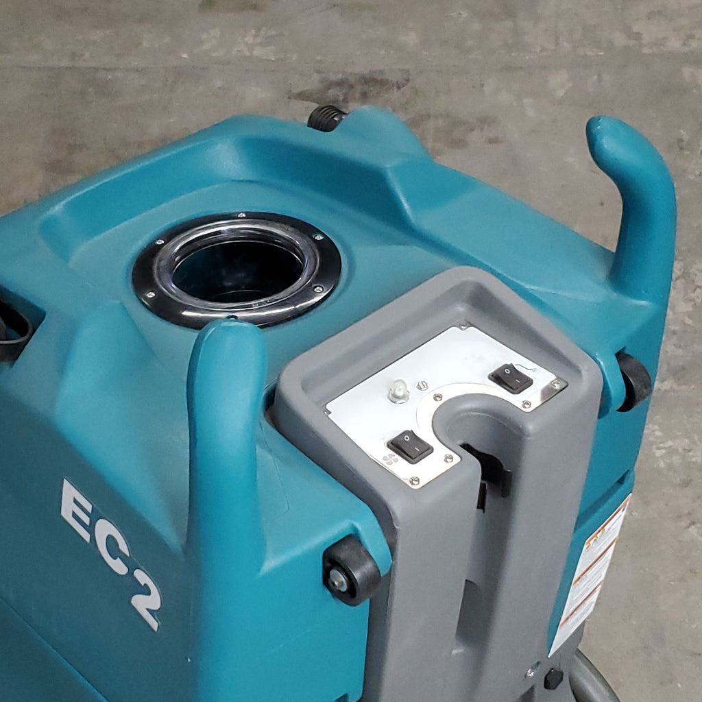TENNANT EC2 CANISTER EXTRACTOR 120V/40FTL NEW