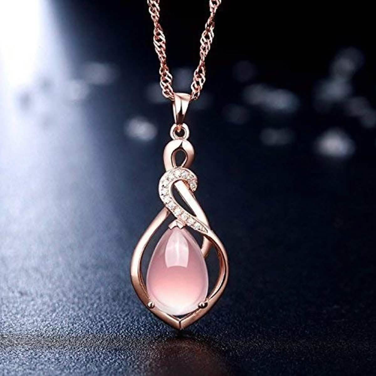 18 Kt Rose Gold Pink Rhinestone Pendant Necklace