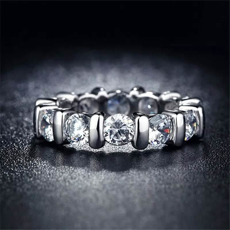 18k White Gold Round Cut Eternity Band