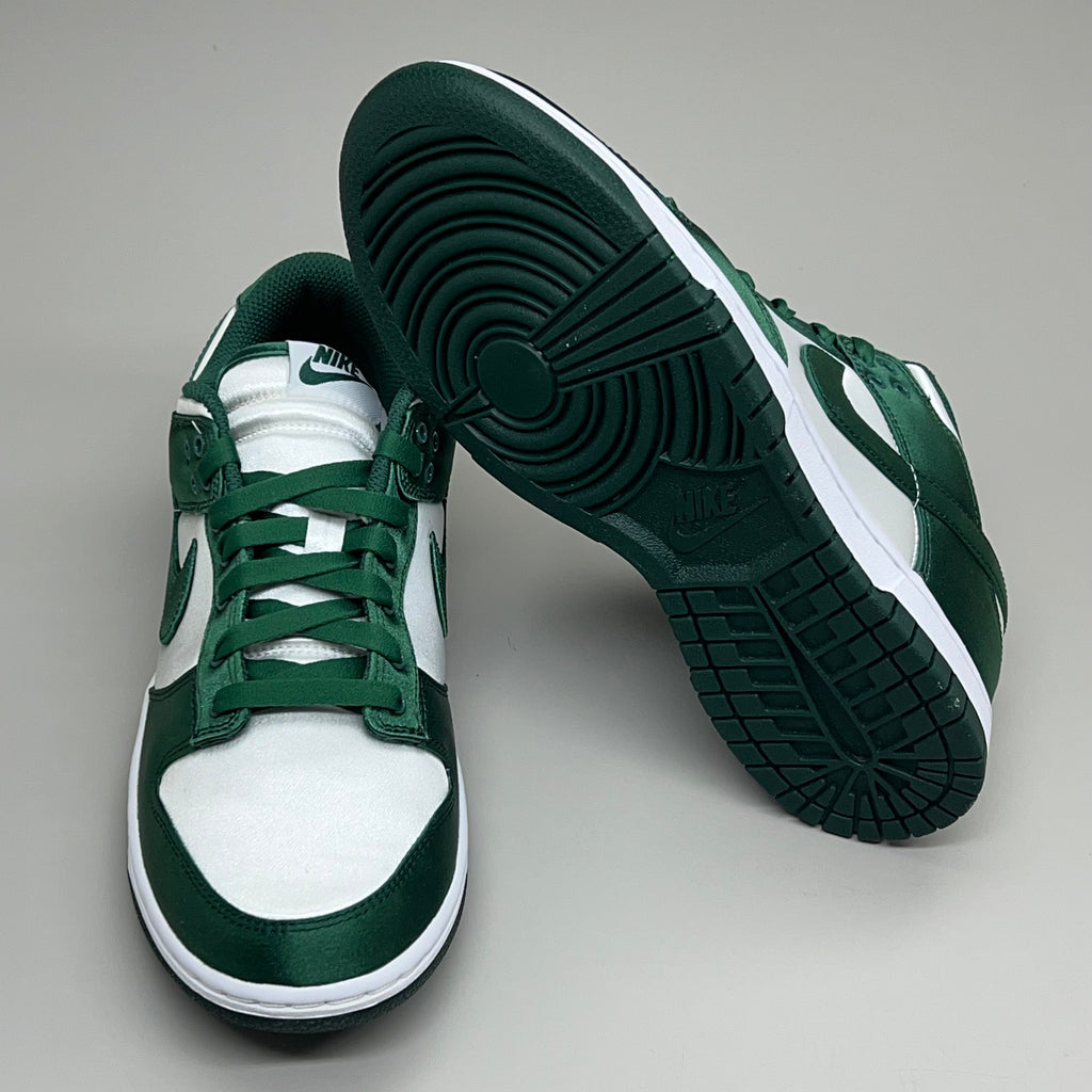 NIKE Dunk Low Satin ESS SNKR Sz Women's 5.5 Men's 4 White/Team Green DX5931100
