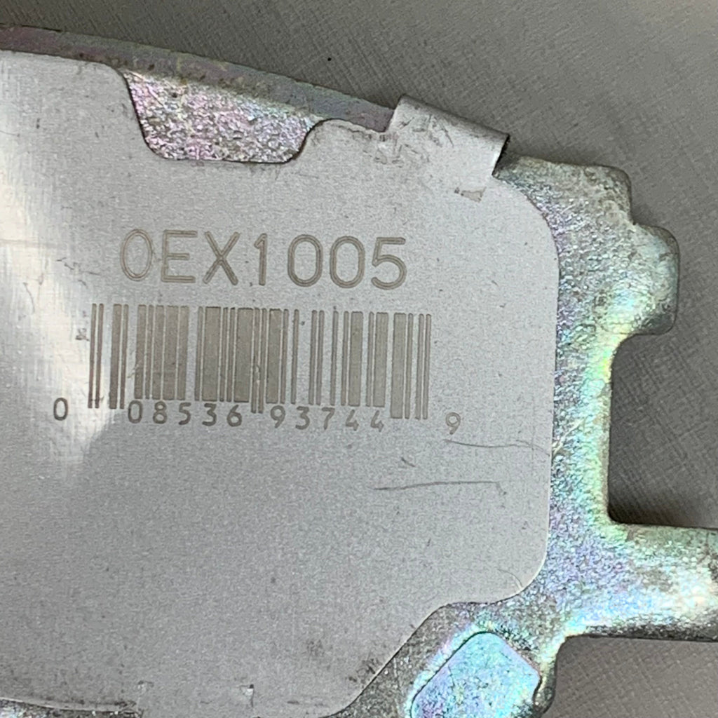 WAGNER OEx Premium Ceramic Disc Brake Pad Set 5 1/2" x 2" Grey OEX1005