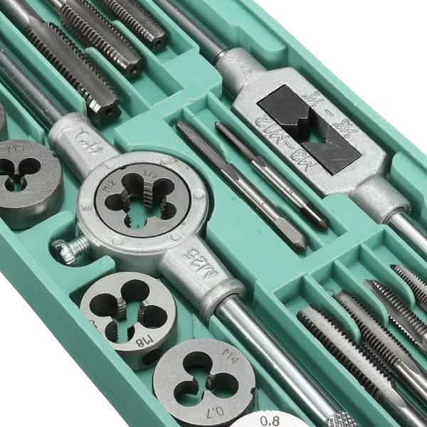 20-Piece: Metric Hand Tap and Die Set