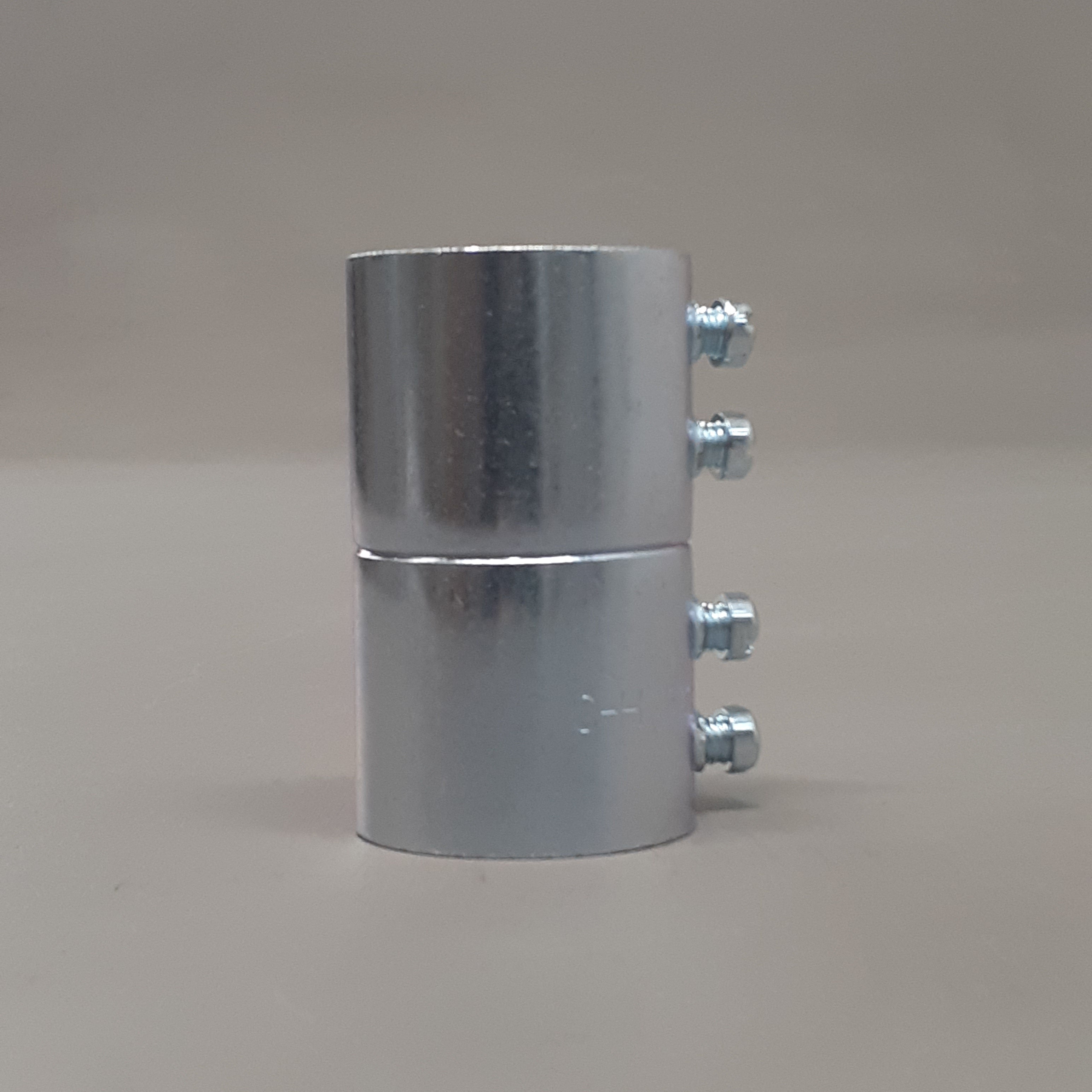 EATON CROUSE HINDS 10 PK! 1.25" STL Emt Set/Screw Coupling (New)