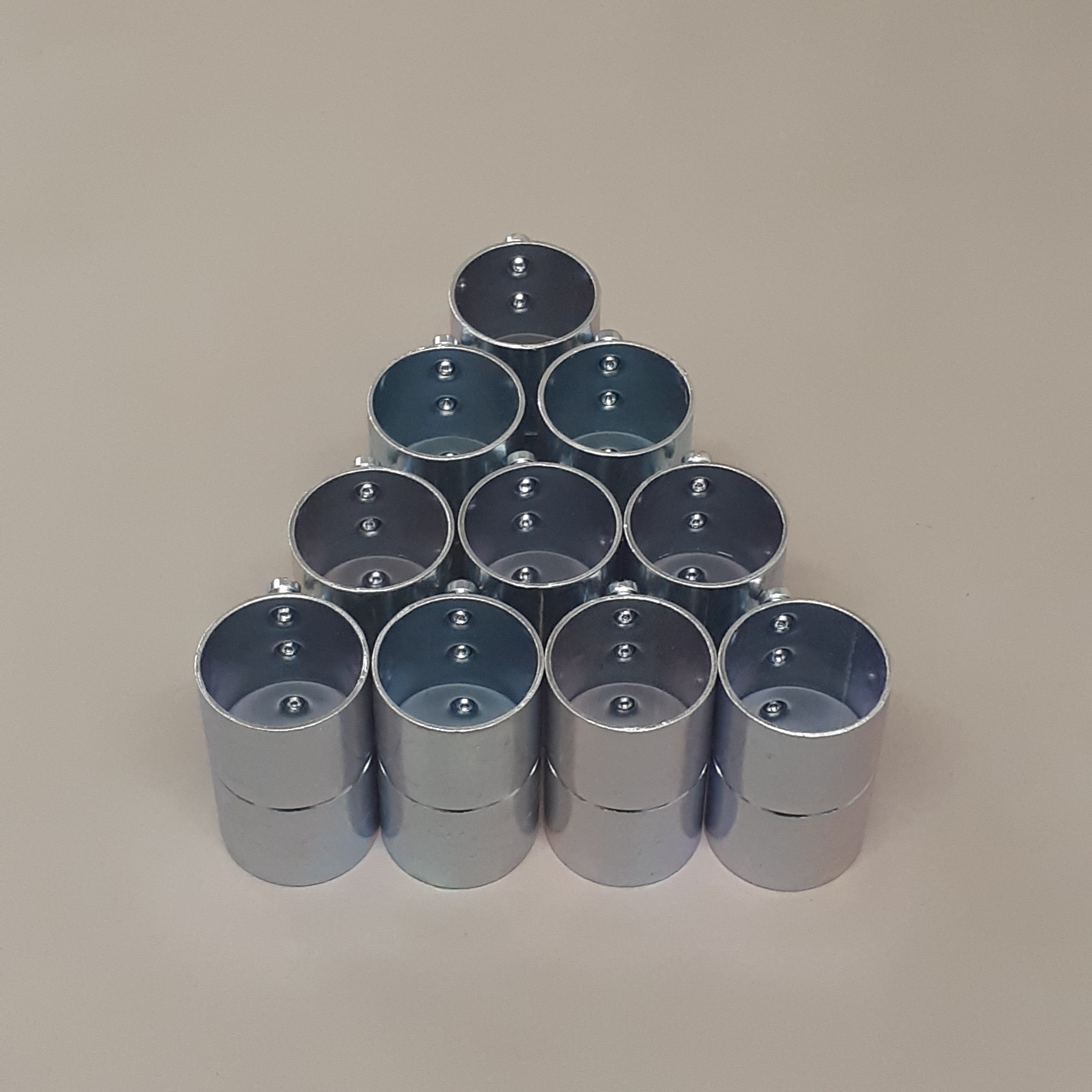 EATON CROUSE HINDS 10 PK! 1.25" STL Emt Set/Screw Coupling (New)