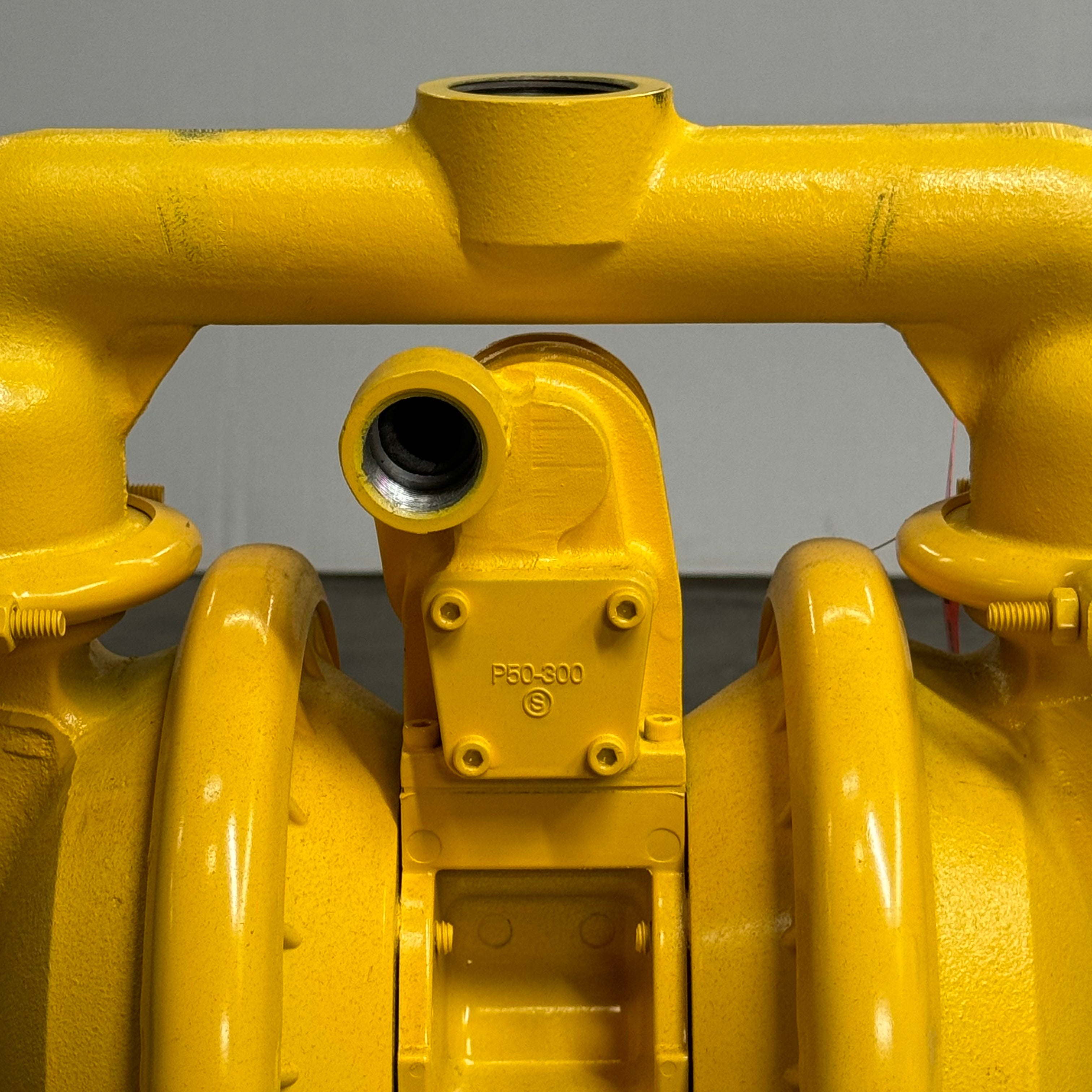 VERSAMATIC AODD Pump E4CA1R110-ATEX Yellow