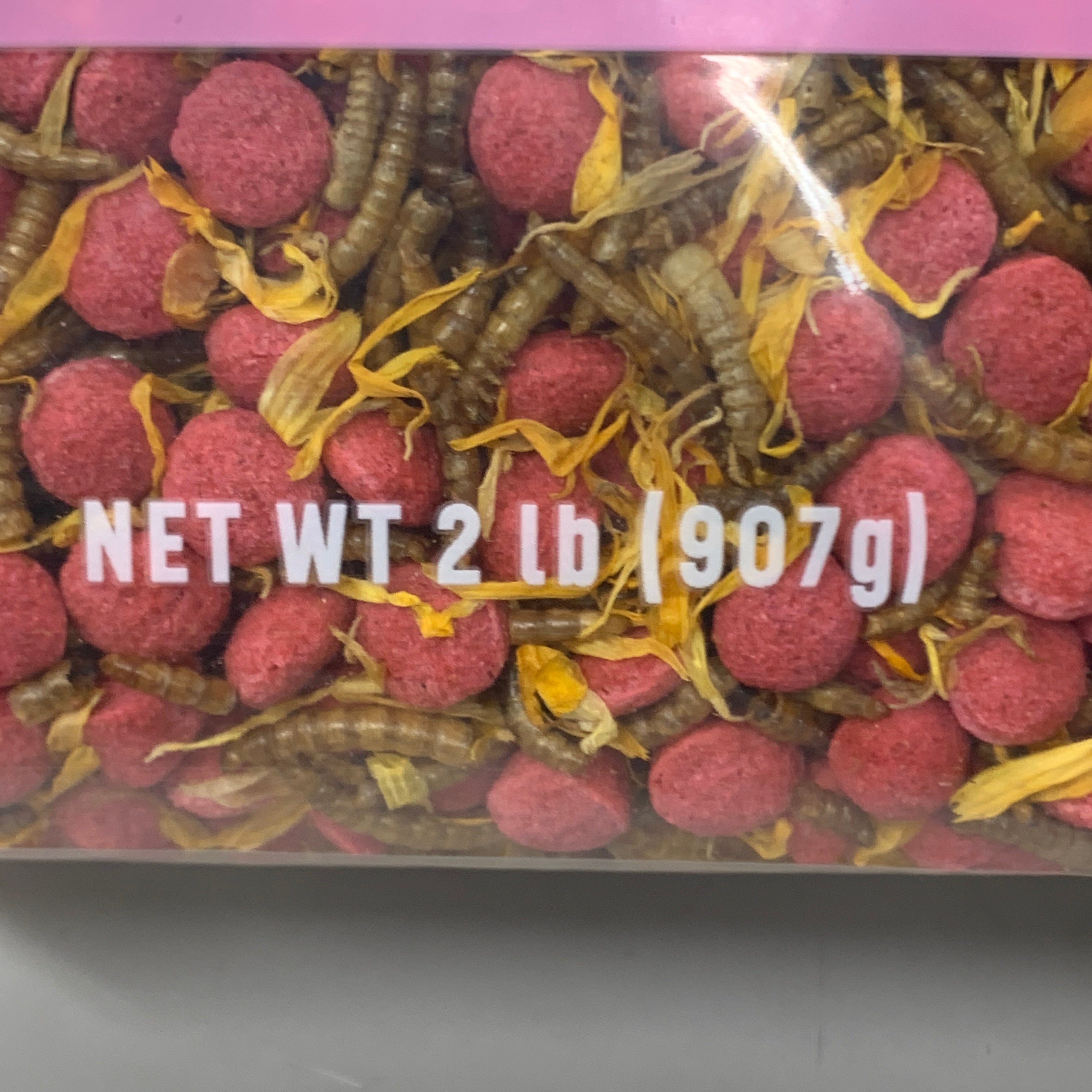 HAPPY HEN Free Range Feast Mealworm & Flower Blend 2 lbs 810029430005