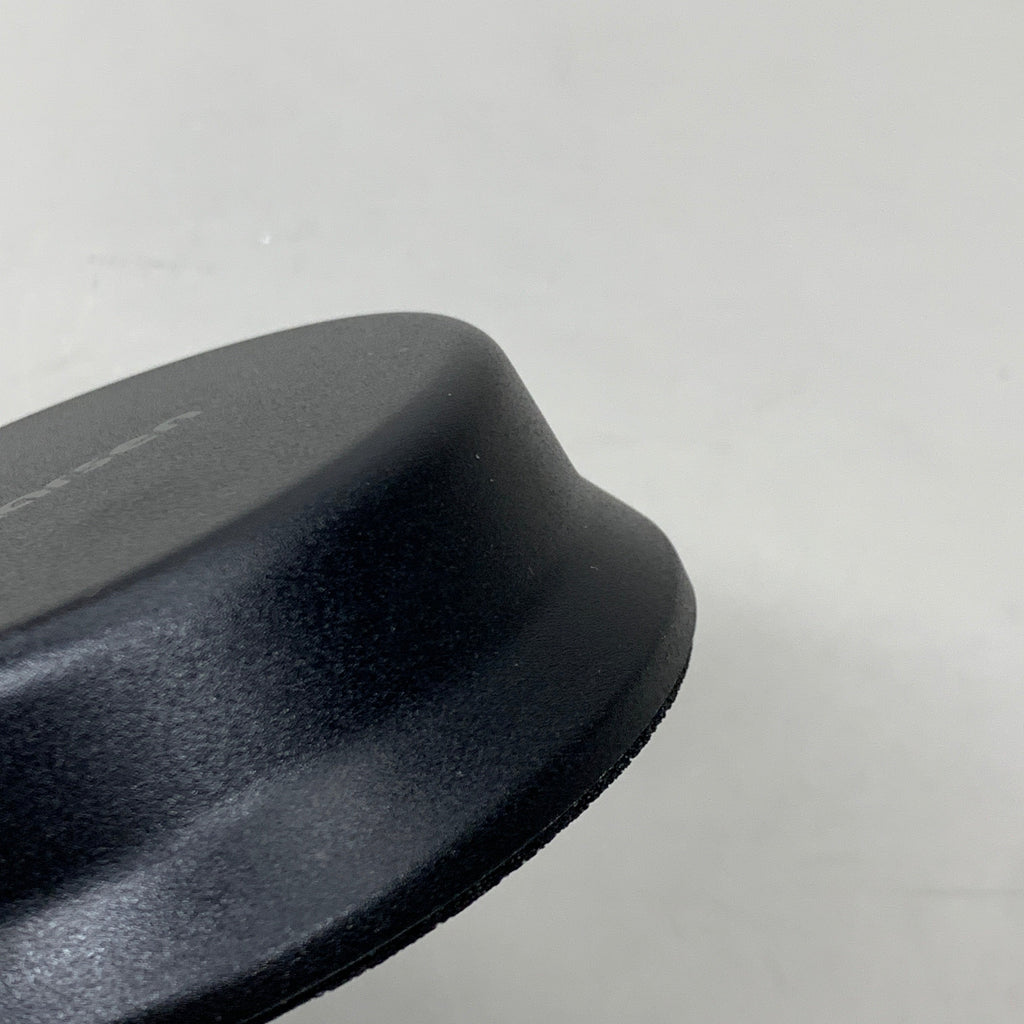 PULSE Black Low Profile Unity Gain Antenna for 470-490 MHz LP470NMO
