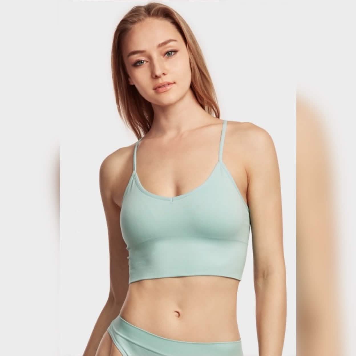 3-Pack: Women's Breathable Seamless Spaghetti Strap Sports Bra