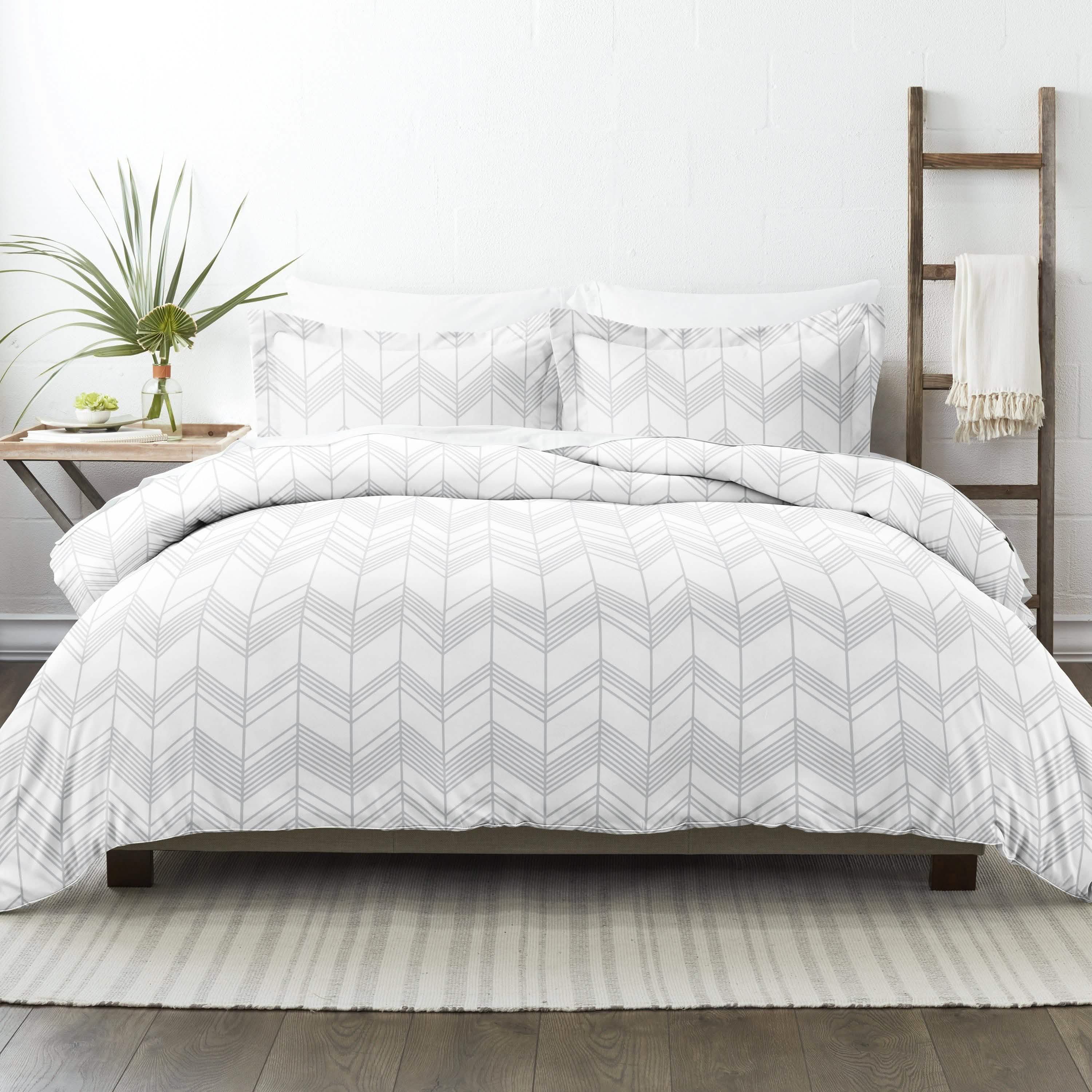 3-Piece: Alps Chevron Patterned Duvet Cover Set