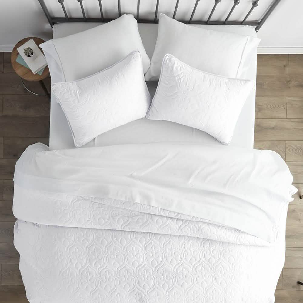 3-Piece: Damask Quilted Coverlet Set