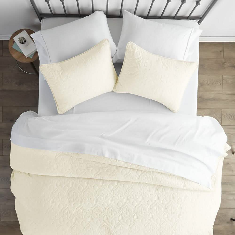 3-Piece: Damask Quilted Coverlet Set