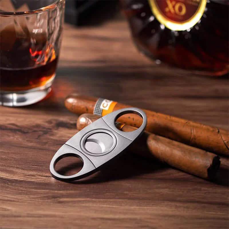 3-Piece Set: Cigar-Holding Whiskey Glasses with Cigar Cutter