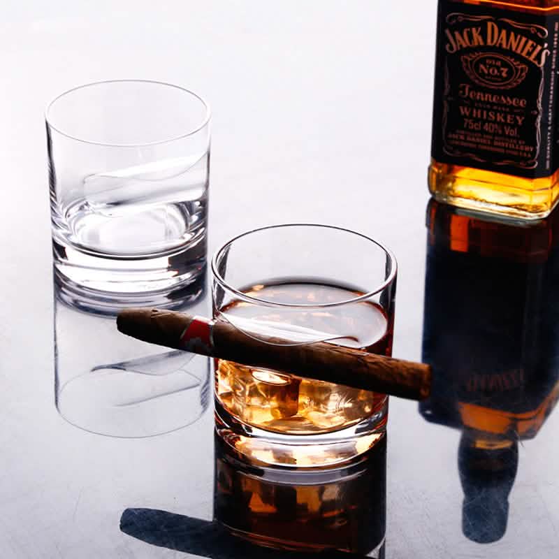 3-Piece Set: Cigar-Holding Whiskey Glasses with Cigar Cutter