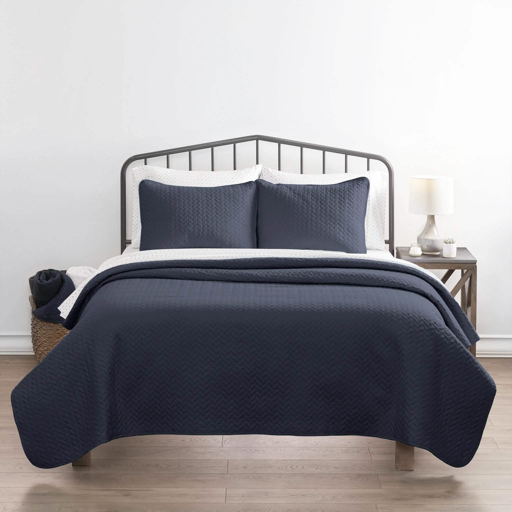 3-Piece Set: Herring Quilted Coverlet