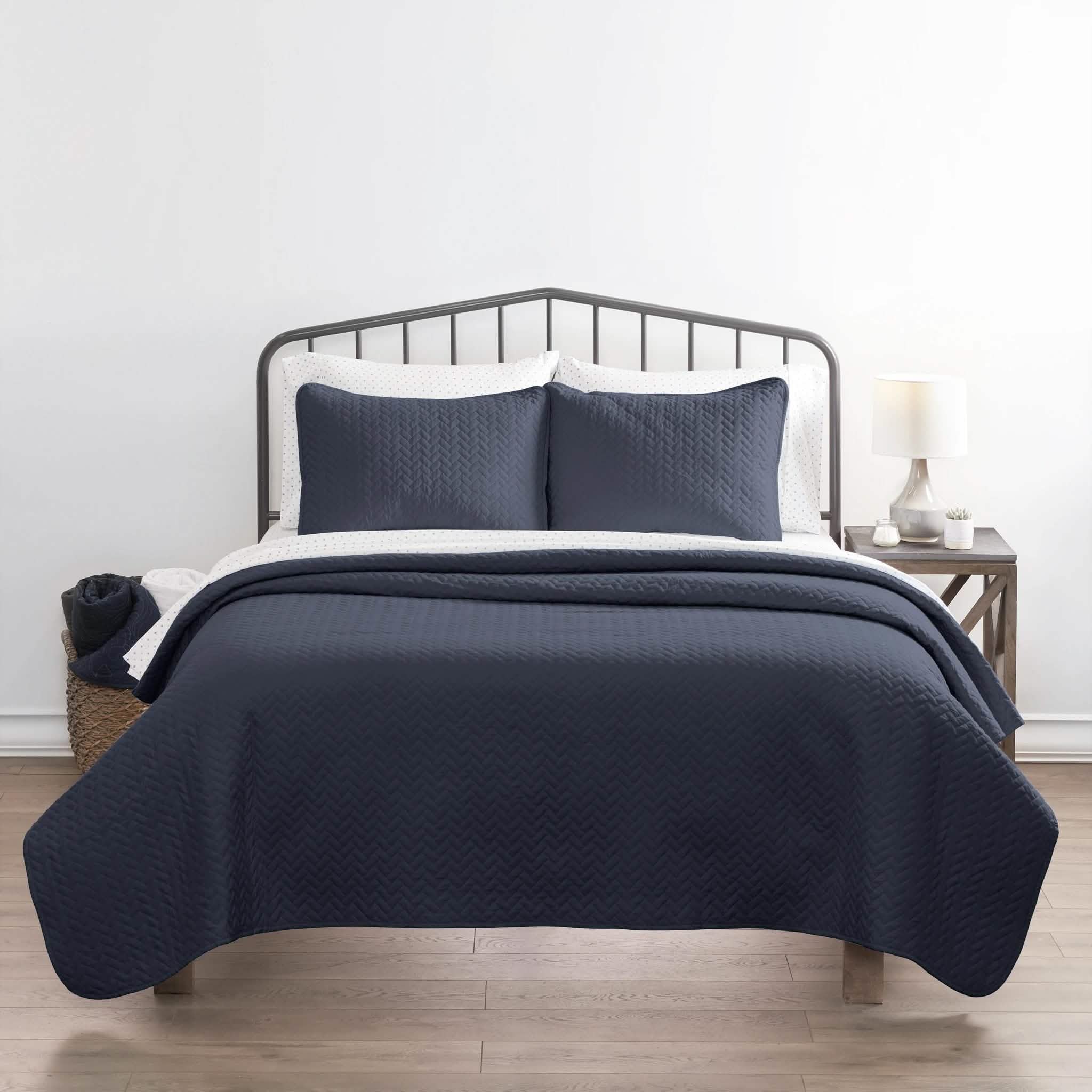 3-Piece Set: Herring Quilted Coverlet