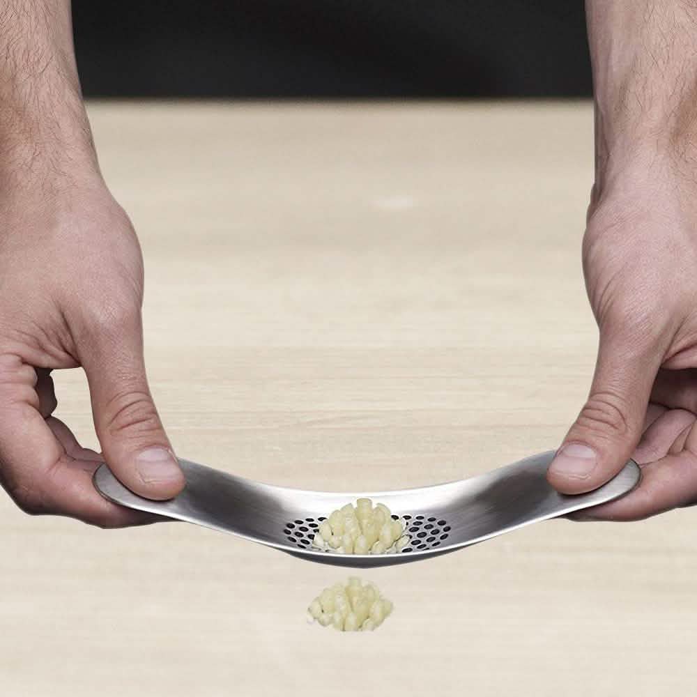 3-Piece Set: Stainless Steel Garlic Crusher Press and Peeler with Cleaning Brush