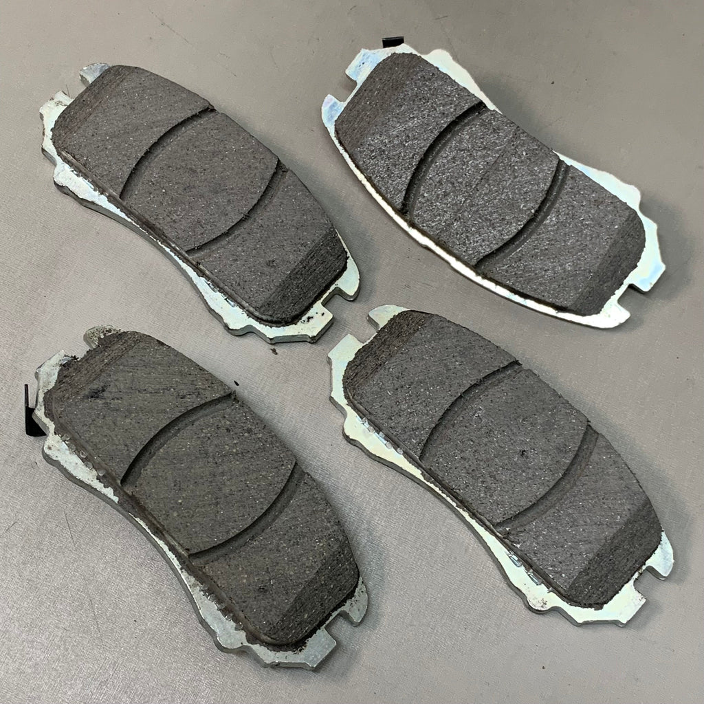WAGNER OEx Premium Ceramic Disc Brake Pad Set 5 1/2" x 2" OEX924A