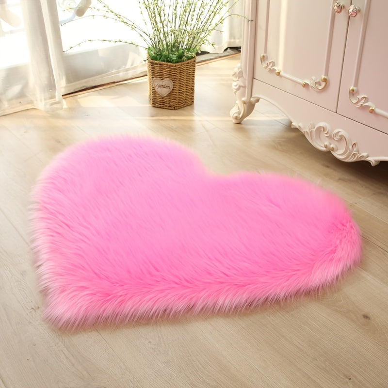 1pc Faux Fur Room Rug, Heart Shaped Plush Rug, Fluffy Carpet For Living Room Bedroom Sofa, Shaggy Carpet Area Mat 50*60cm/19.68*23.62in