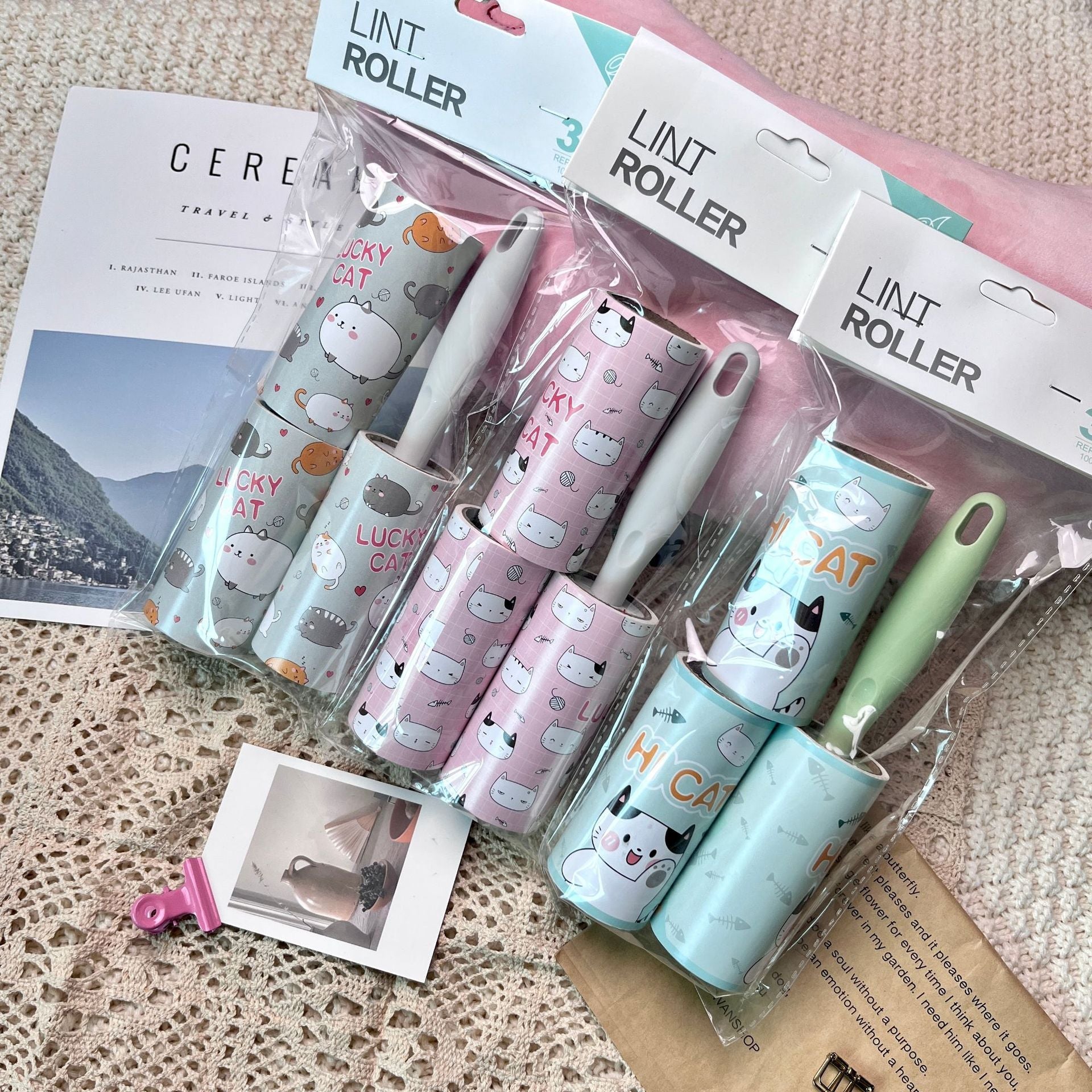 Cartoon pattern lint remover lint roller dust removal paper tearable clothing lint remover