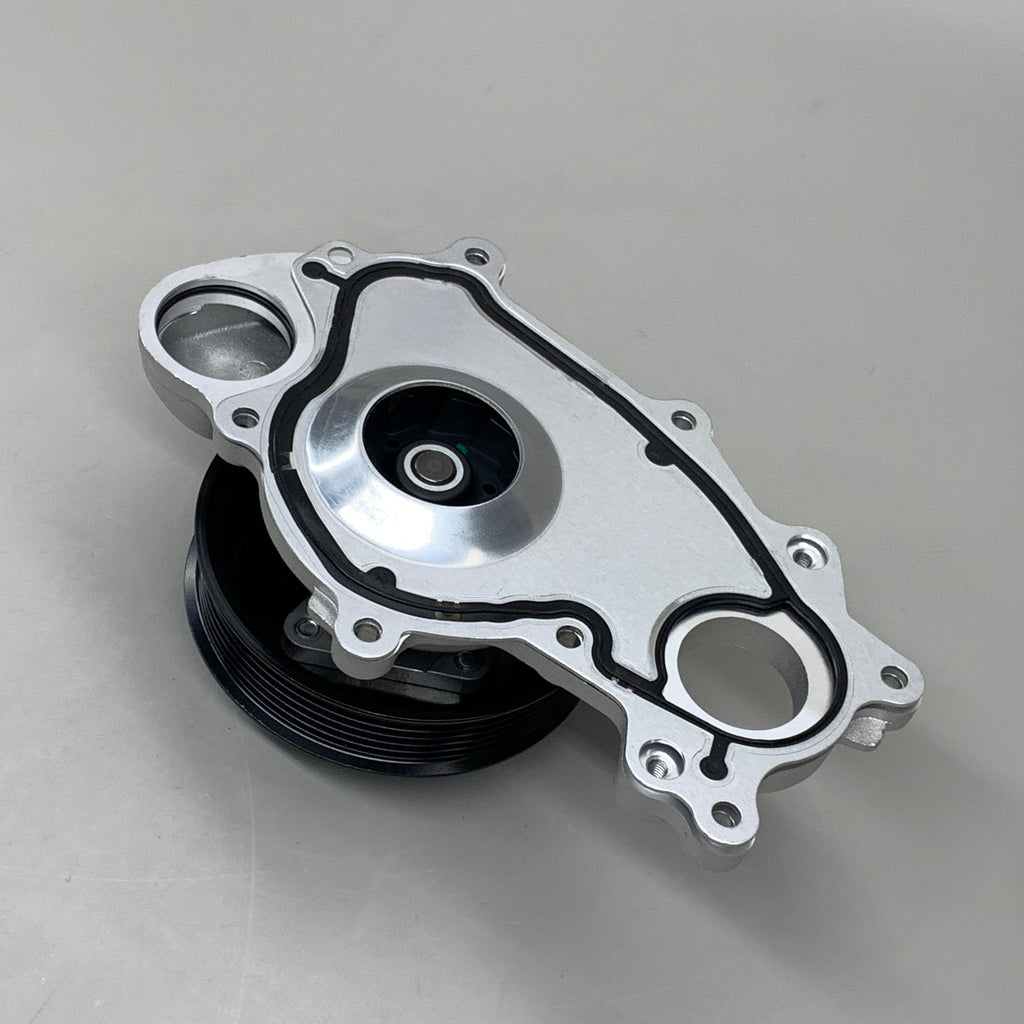 GMB Engine Water Pump for Mobility/Ford Vehicles 194197 125-3285