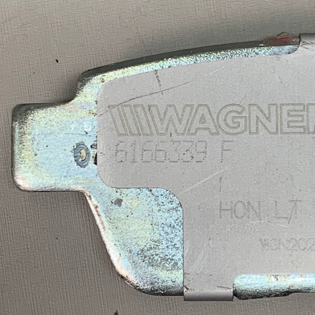 WAGNER OEx Ceramic Disc Brake Pad Set 4 1/2" x 2" Grey OEX1103