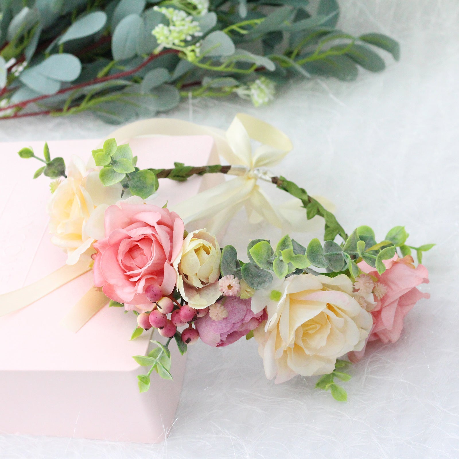 Spring and summer flower garland headwear simulation rose crown water grass headband bride travel photography hair accessories