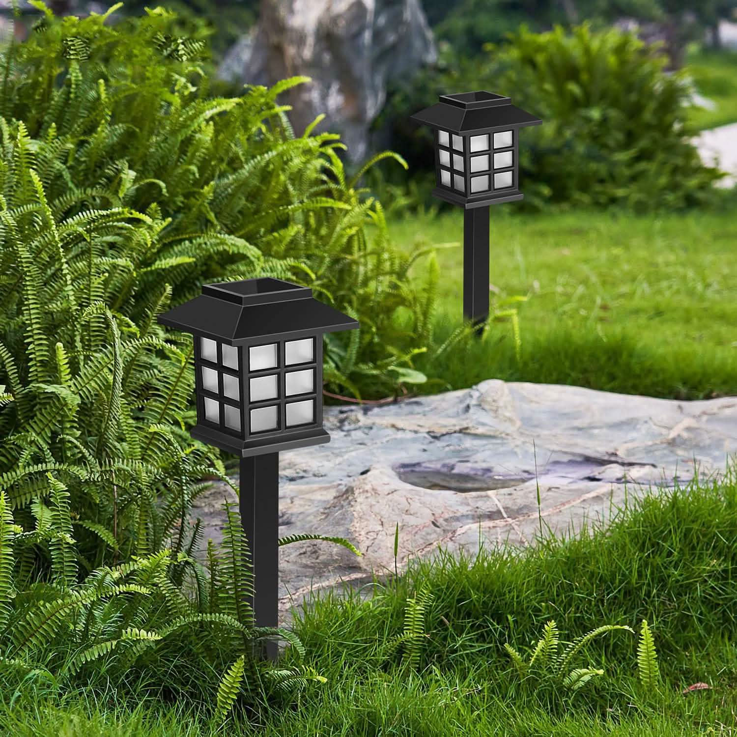 4-Pack: Solar Pathway Lights