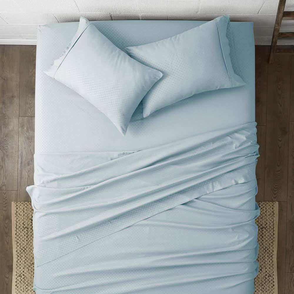 4-Piece: Checkered Embossed Sheet Set
