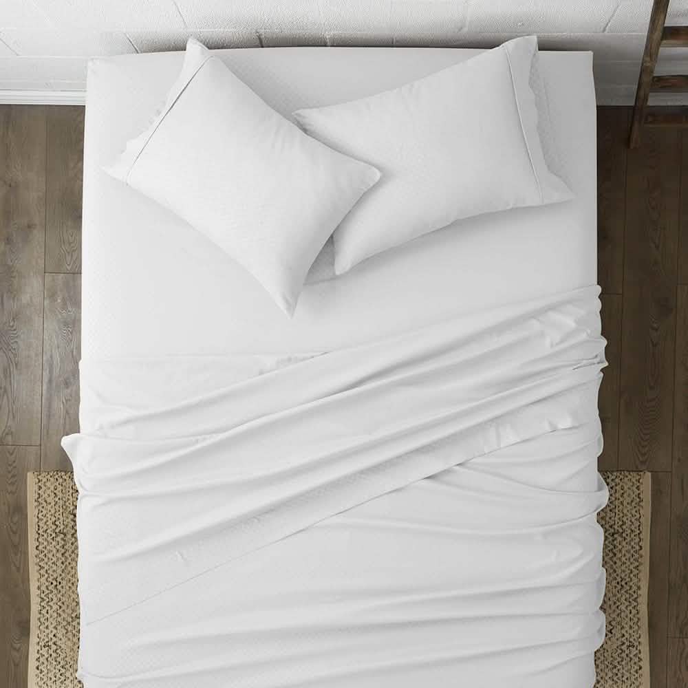 4-Piece: Checkered Embossed Sheet Set