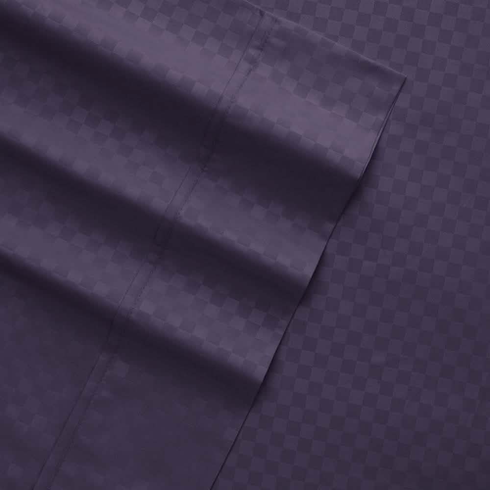 4-Piece: Checkered Embossed Sheet Set