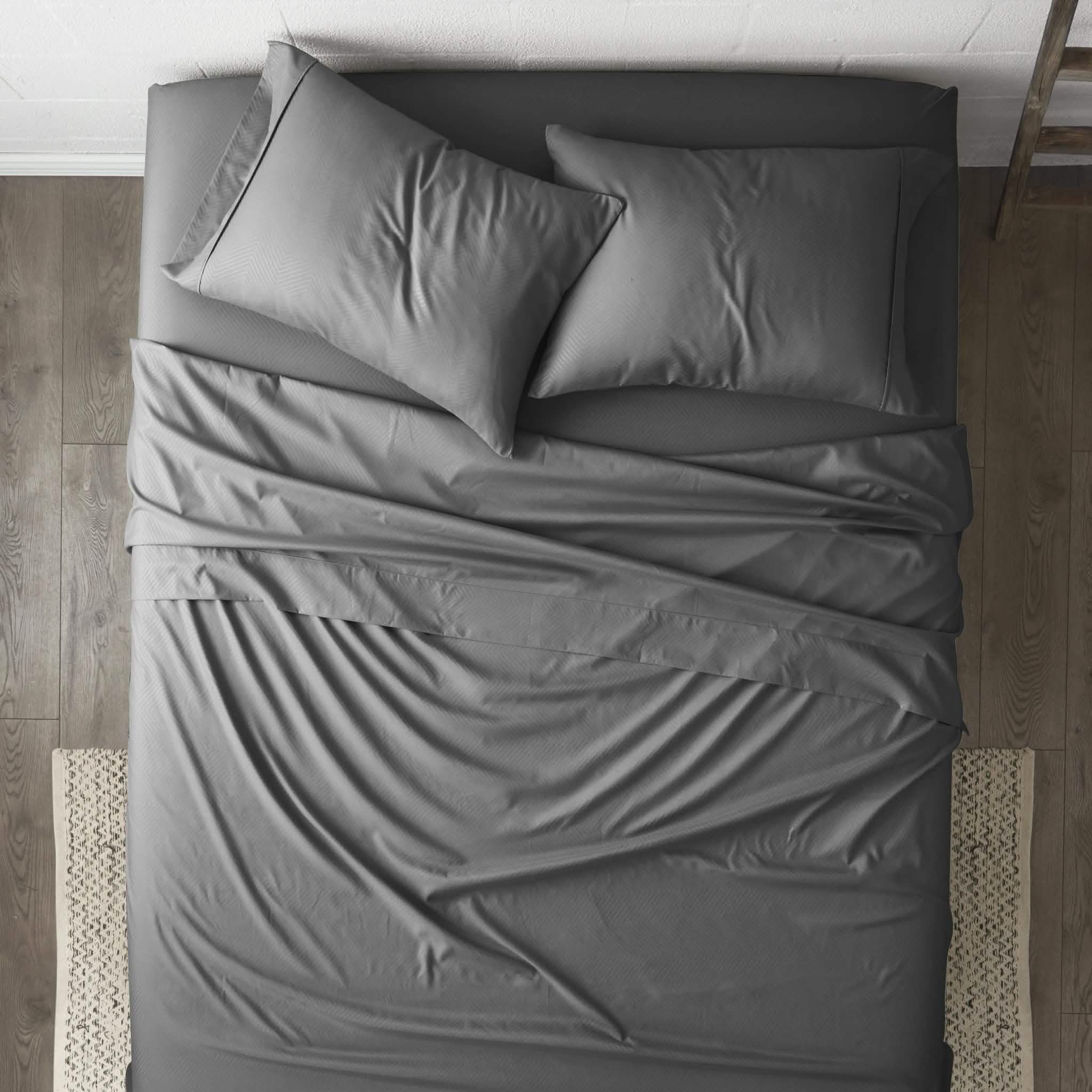4-Piece: Chevron Embossed Sheet Set