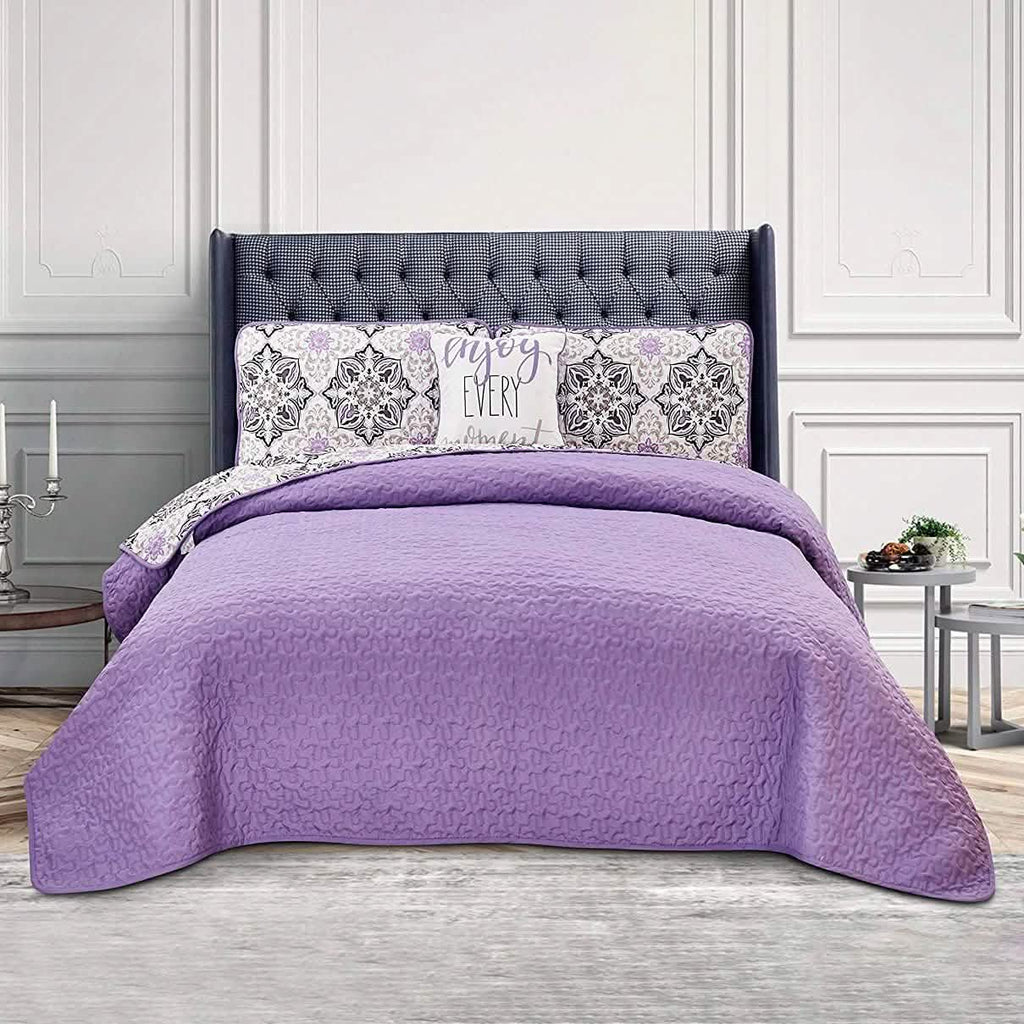 4-Piece: Reversible Quilt Set - Assorted Styles