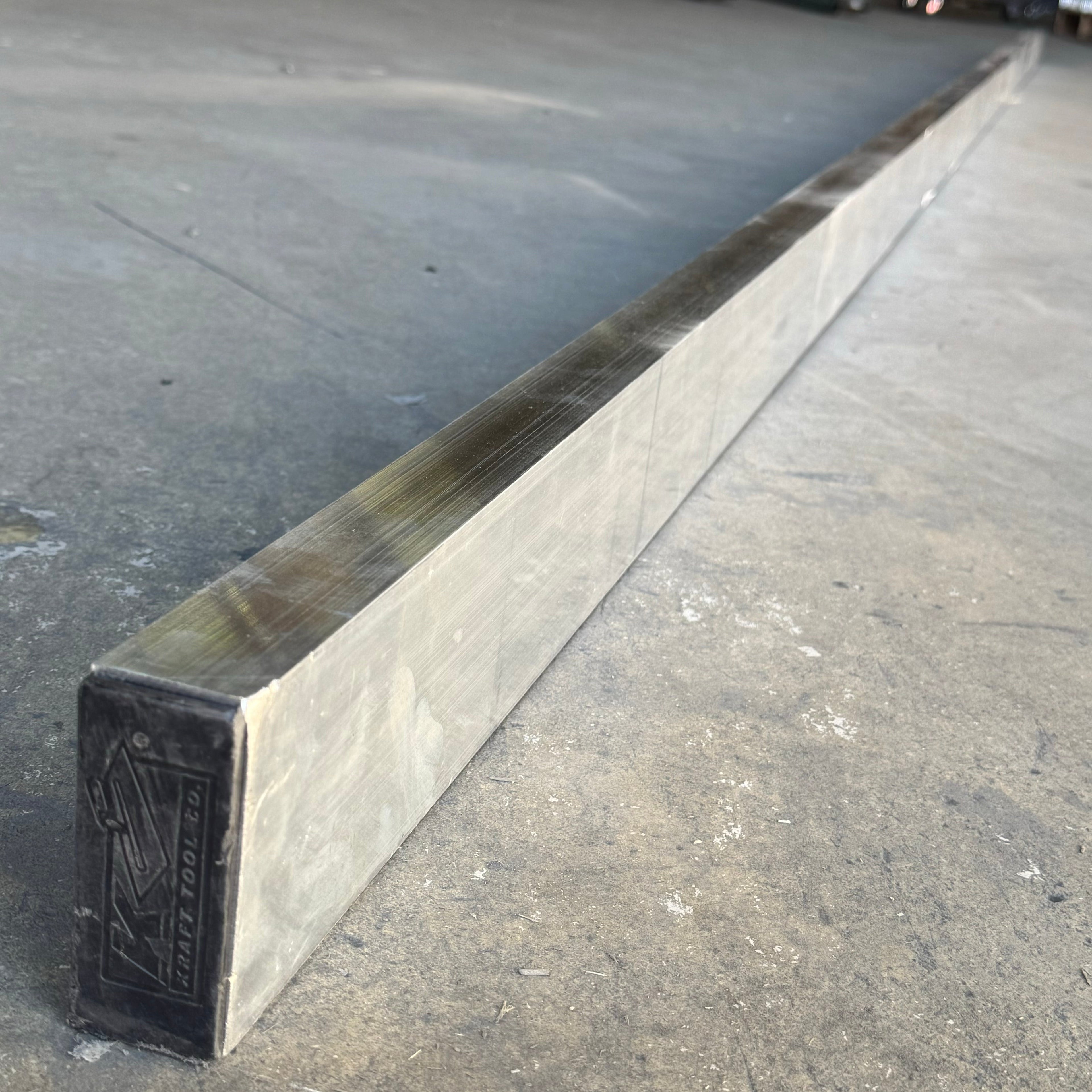 KRAFT TOOL CO. ALUMINUM Screed 192”x1 1/2”x3 1/2” CC616AL