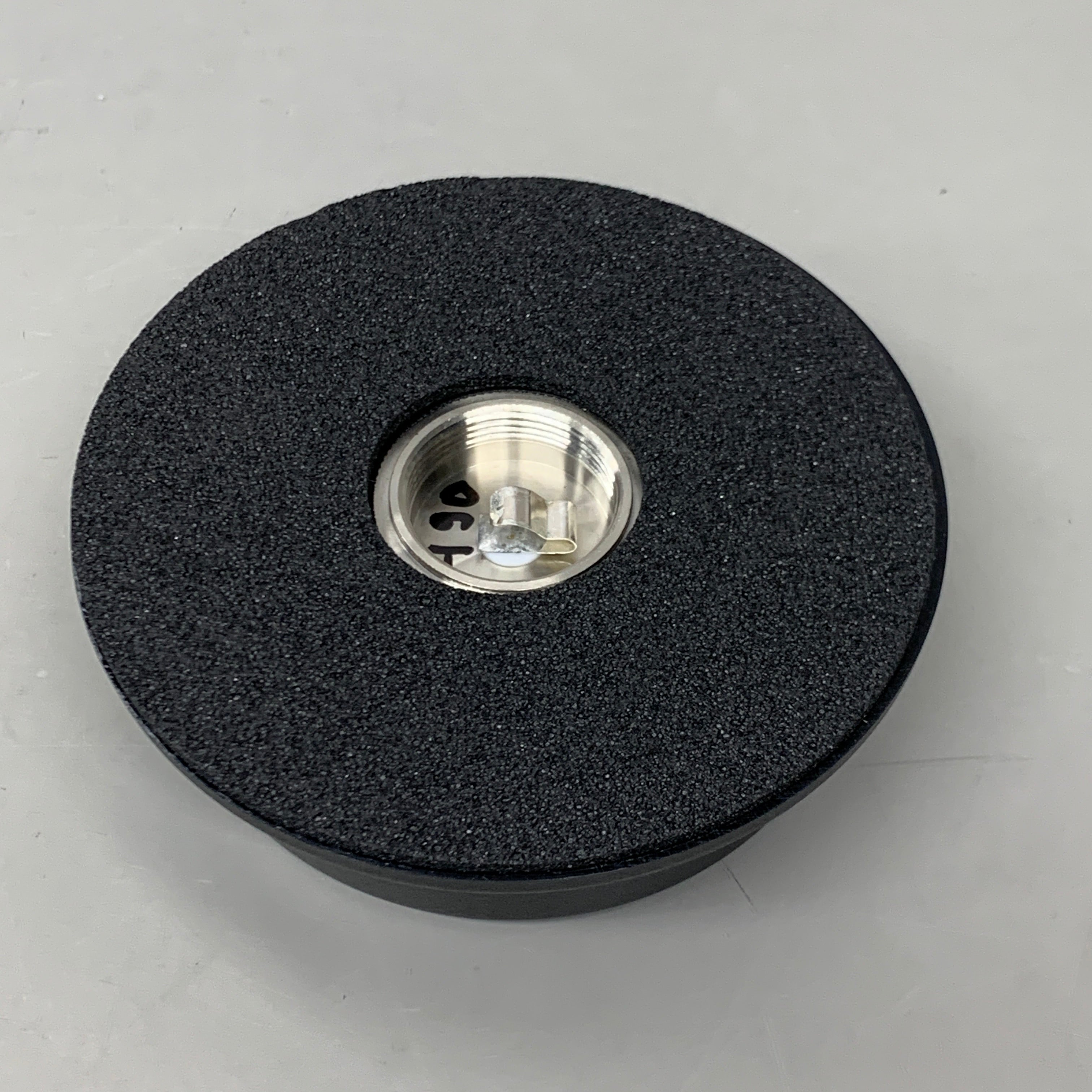 PULSE Black Low Profile Unity Gain Antenna For a 490-512 MHz LP490NMO