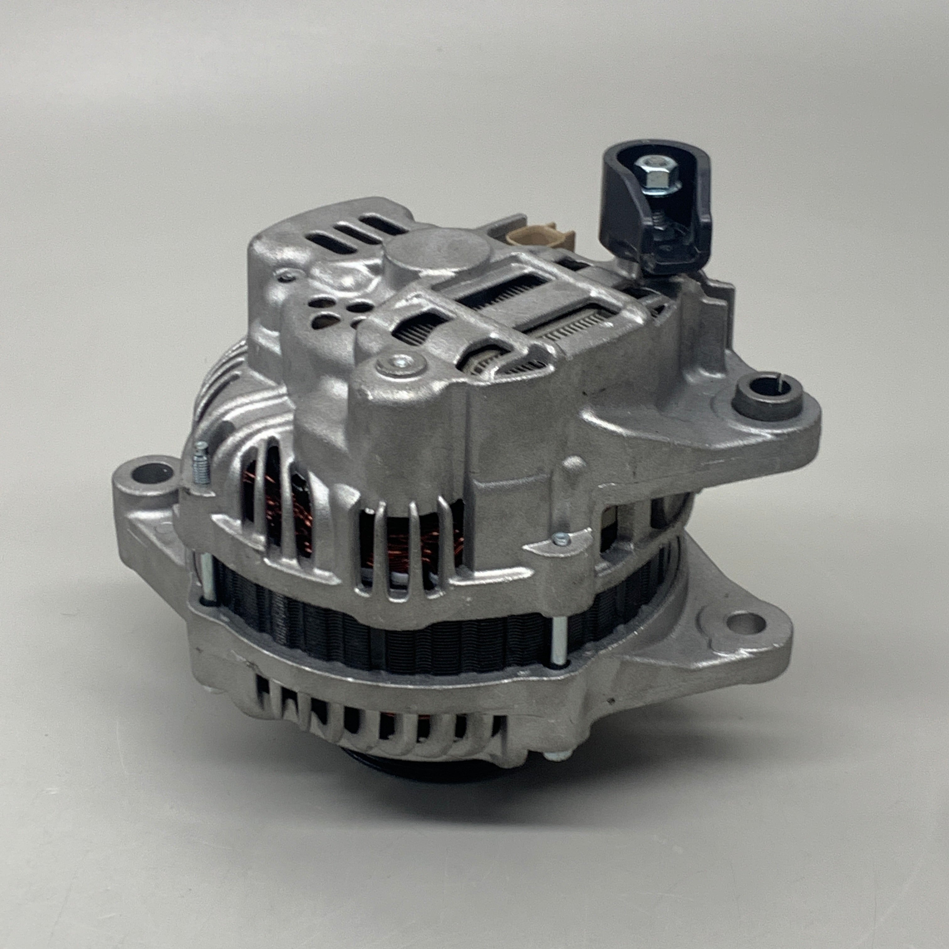 DENSO Alternator XD03M 210-4228 (Remanufactured)
