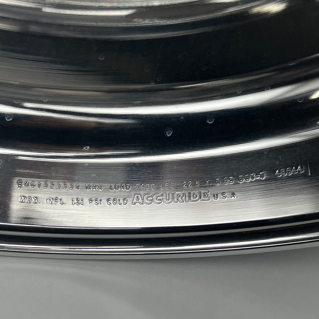 ACCURIDE Accu-Lite 22.5 x 8.25 Inch Aluminum Hub Pilot Wheel 10 Hole 43644 XP