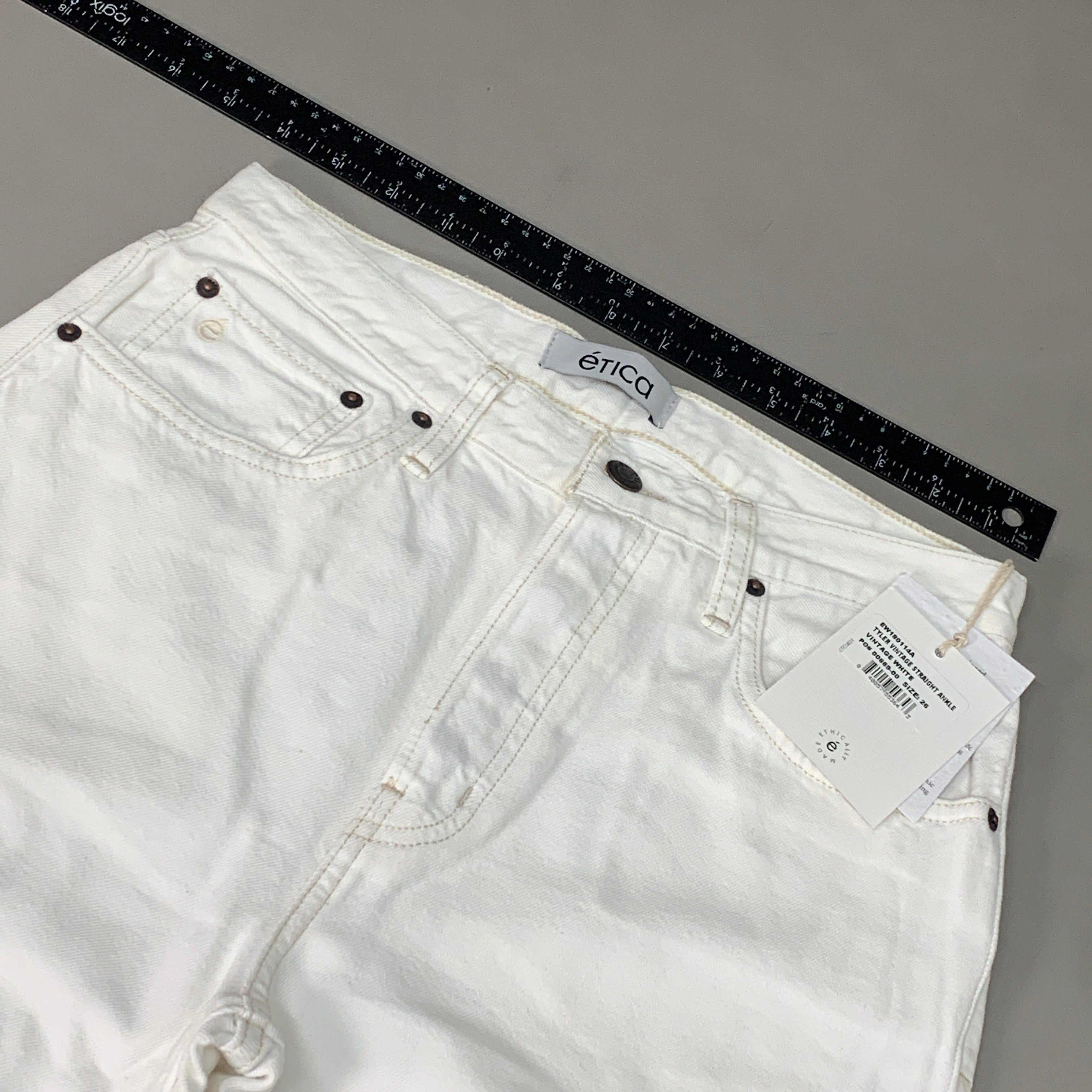 ETICA Tyler High Waist Straight Leg Ankle jeans Vintage White Size 26 EW180114A